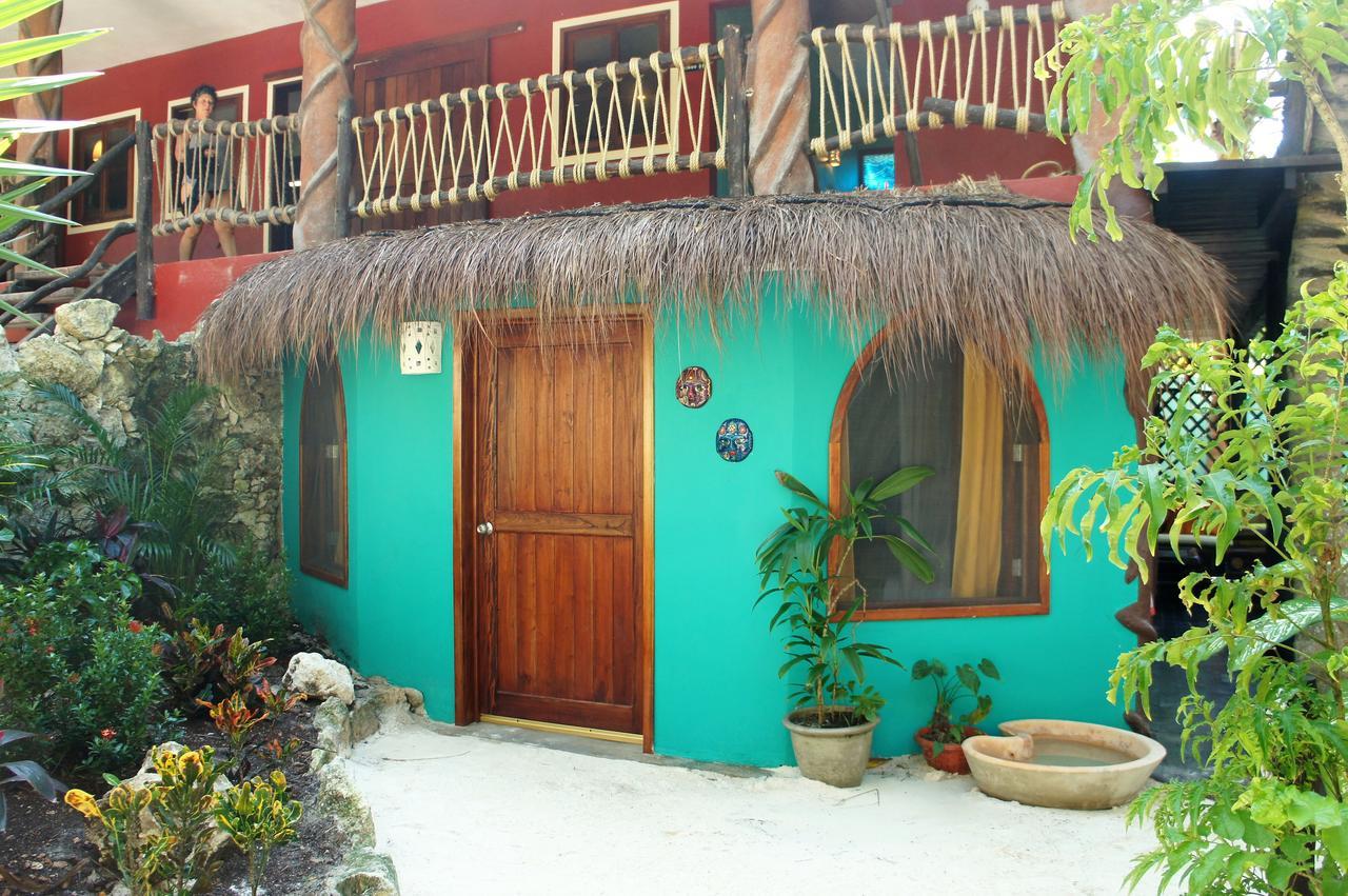 Cabanas La Luna Hotel Tulum Bagian luar foto