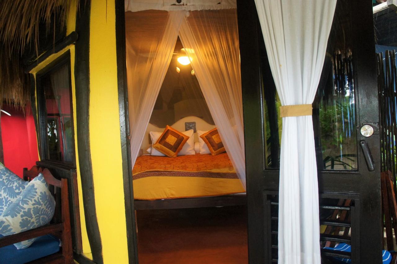 Cabanas La Luna Hotel Tulum Bagian luar foto