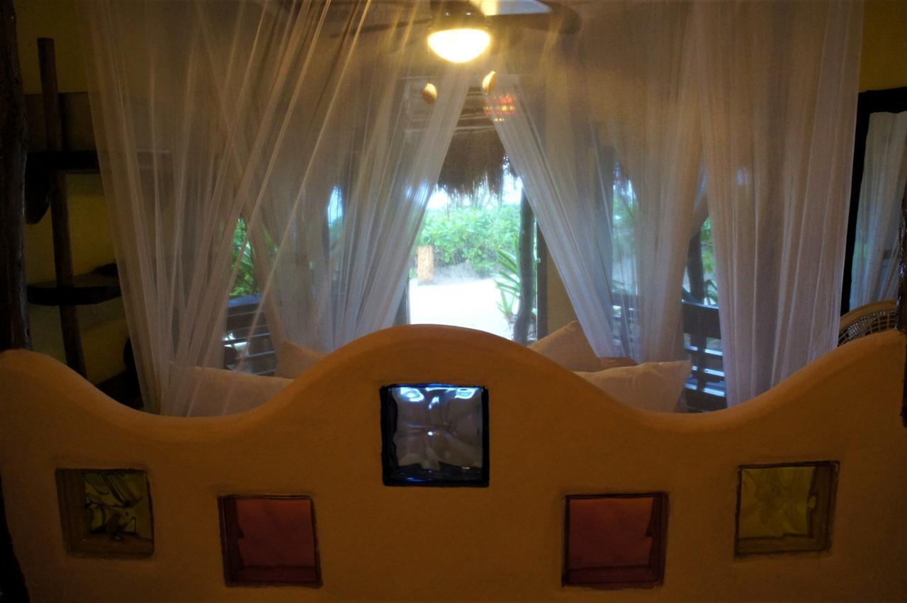 Cabanas La Luna Hotel Tulum Bagian luar foto